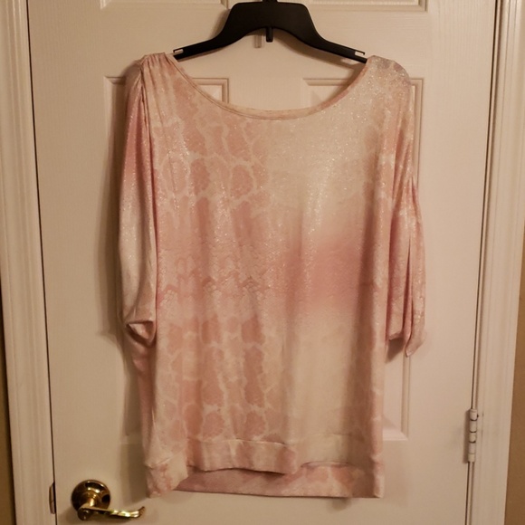 Top - Picture 1 of 3